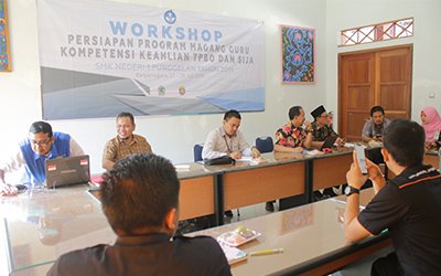 Workshop Program Magang guru TPBO dan SIJA SMK Negeri 1 Punggelan Tahun 2019