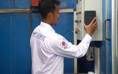 Narasi: Solusi IoT untuk Monitoring Suhu dan Kelembaban dalam Era Industri 4.0 dengan NodeMCU dan Blynk